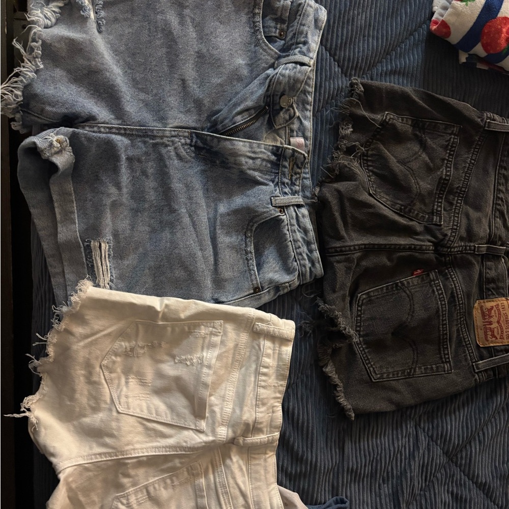 Trendy Denim Shorts Trio